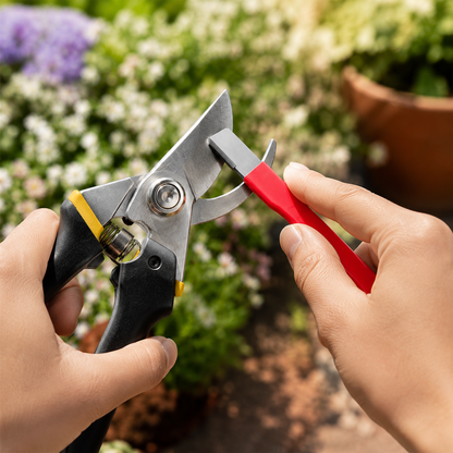 🔥 50% OFF Portable Tungsten Carbide Tool Sharpener – Restore Dull Blades in Seconds! 🛠️