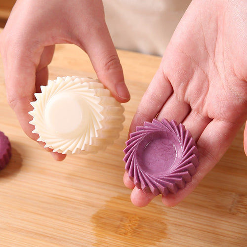🥳2026 HOT SALE🥳🎂Creative Double-Ended Pastry Mold